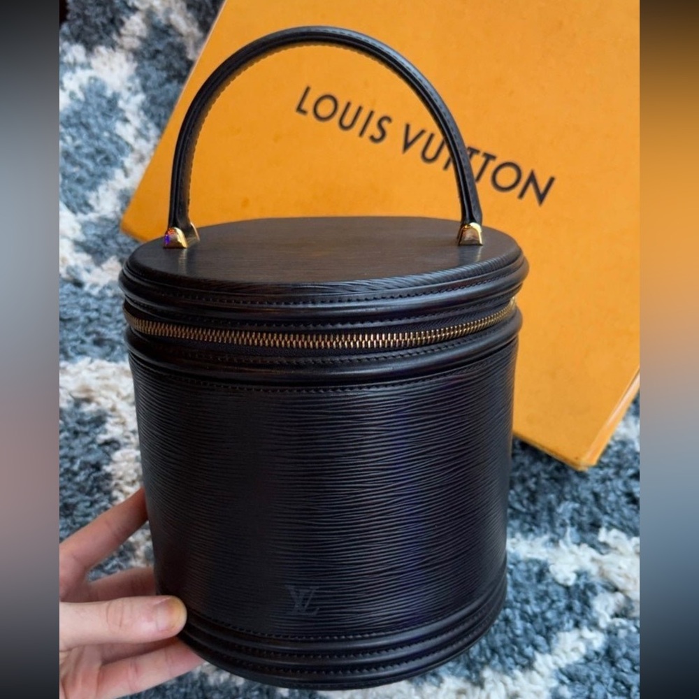 Louis Vuitton Black Epi Cannes